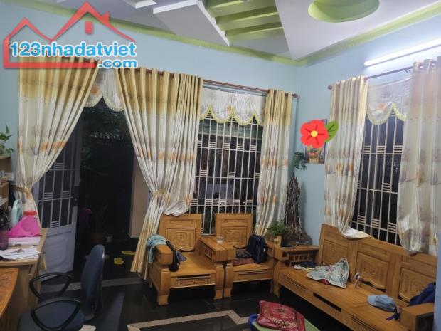Bán nhà mặt phố Linh Xuân, Thủ Đức, 120m², 8.1 tỷ, 6PN, 5WC - 1