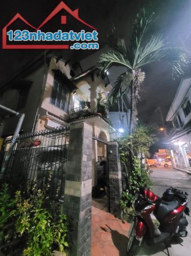 Bán nhà mặt phố Linh Xuân, Thủ Đức, 120m², 8.1 tỷ, 6PN, 5WC - 3