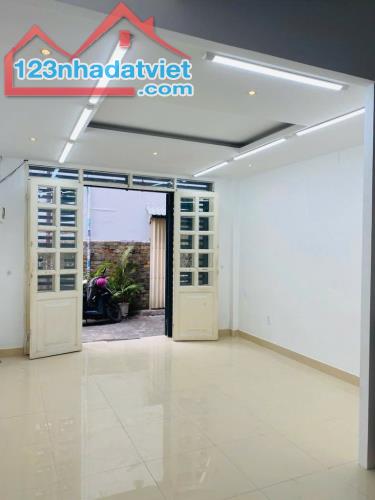 Trường Chinh, P12, Tân Bình – 44m², hẻm xe hơi, chỉ nhỉnh 5 tỷ! - 1