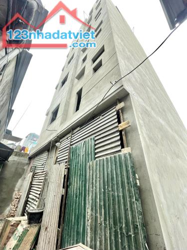 BÁN TÒA CHUNG CƯ MI NI YÊN XÁ, 8 TẦNG, 13 PHÒNG, THU 60TRIỆU/THÁNG, 42M2 GIÁ CHỈ 10 TỶ