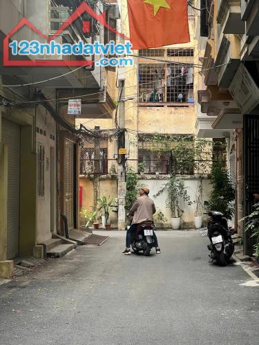 Bán nhà phân lô Nguyễn Chí Thanh, Đống Đa, 2 thoáng, ô tô tránh 3 tầng 48m2 giá 17 tỷ - 4