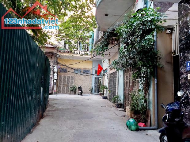 NHÀ ĐẸP, THOÁNG - 12 PHÒNG KHÉP KÍN DÒNG TIỀN 60 TRIỆU/ THÁNG - KHU VỰC TRUNG TÂM - HAI TH