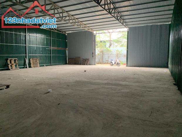 Cho thuê kho xưởng 300m2 Phan Trọng Tuệ, Văn Điển, Thanh Trì, Hà Nội.