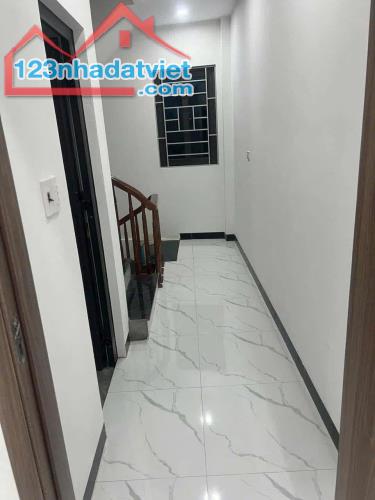 Siêu phẩm nhà ngay Mầm non Di Trạch, diện tích 30m2 giá 4.2 tỷ, cách đường ô tô 30m - 2