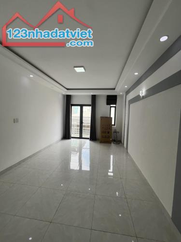 ** Bán nhà ** hẻm Huỳnh Văn Bánh, HXH P13, Phú Nhuận, 136,7m2