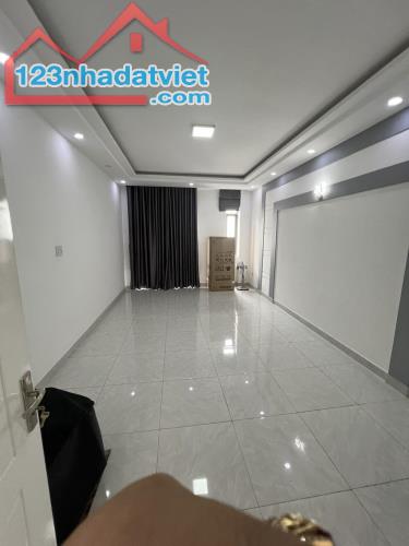 ** Bán nhà ** hẻm Huỳnh Văn Bánh, HXH P13, Phú Nhuận, 136,7m2 - 1