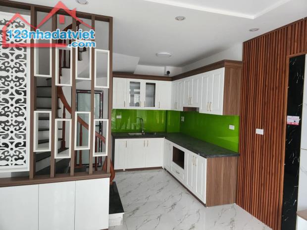 NHÀ MỚI ĐẸP - YÊN NGHĨA, HÀ ĐÔNG - 32M², 5 TẦNG, 3 NGỦ - NGÕ THÔNG - Ô TÔ GẦN - 1