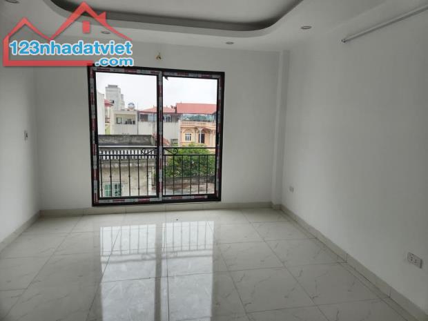 NHÀ MỚI ĐẸP - YÊN NGHĨA, HÀ ĐÔNG - 32M², 5 TẦNG, 3 NGỦ - NGÕ THÔNG - Ô TÔ GẦN - 2