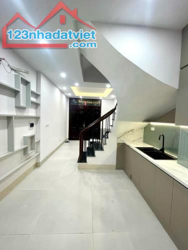 Cần Thanh Khoản Gấp . An Trạch Đống Đa . 30m2 . Mặt Tiền 3.8m . 6 Tầng . Nhỉnh 7 Tỷ . Full - 3