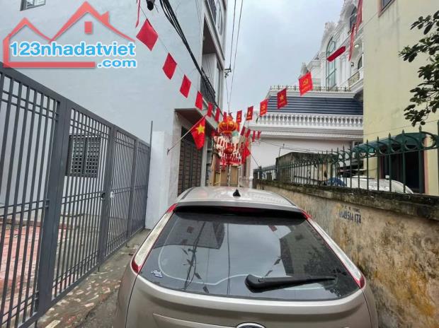 Bán nhà 4 tầng Yên Lộ,  Yên Nghĩa, Hà đông. 46m2, lô góc. 4.95 tỷ
