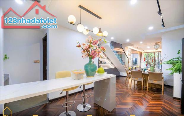 HOÀN HẢO NHẤT MỚI 100% RẺ NHẤT 5 tầng TRỤC VĂN TIẾN DŨNG Hoà Xuân