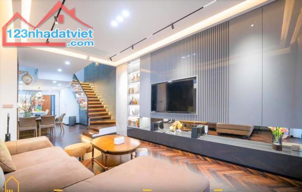 HOÀN HẢO NHẤT MỚI 100% RẺ NHẤT 5 tầng TRỤC VĂN TIẾN DŨNG Hoà Xuân - 2