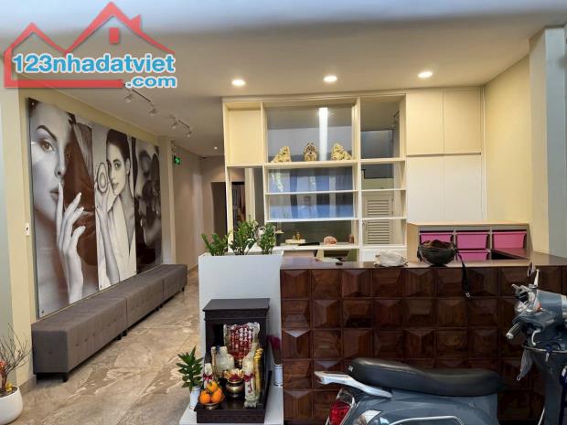 Bán Nhà Mặt Tiền Kinh Doanh Đường Huỳnh Văn Bánh, Phường 11, Quận Phú Nhuận, Hồ chí Minh - 1