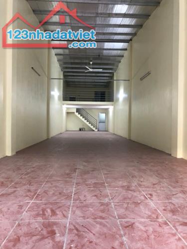 Bán nhà Bát Khối - Long Biên - Mặt Phố - Kinh Doanh Có Lãi - Giá 19.5 Tỷ