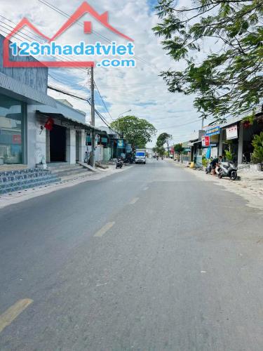 Bán Đất thổ cư Mũi Né nhựa kinh doanh du lịch chỉ hơn 2 tỷ !!