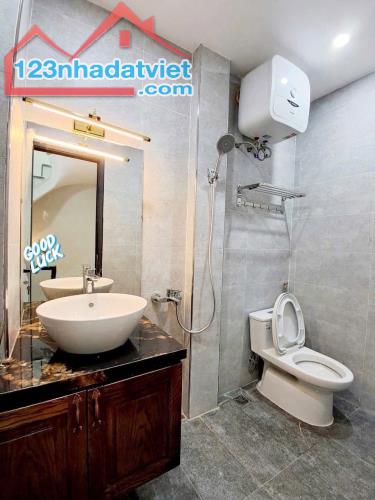 Bán nhà Vũ  Xuân Thiều , Long Biên 5T x 55m2,lô góc luôn samgs thoáng - 3