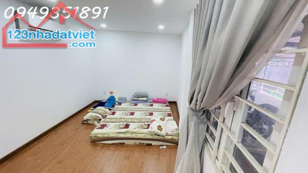 NHÀ LÊ QUANG ĐỊNH 50M2 3TẦNG SHR HOÀN CÔNG ĐỦ GIÁ 5,2Tỷ - 2