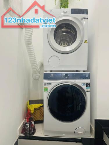 Cho thuê nhà 3 tầng đường Hàn Mạc Tử . Full nội thất . 18tr/tháng - 2