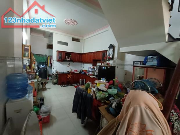Bán nhà mặt tiền Dương Bá Trạc 4x13 chỉ 8 tỷ 5 - 2