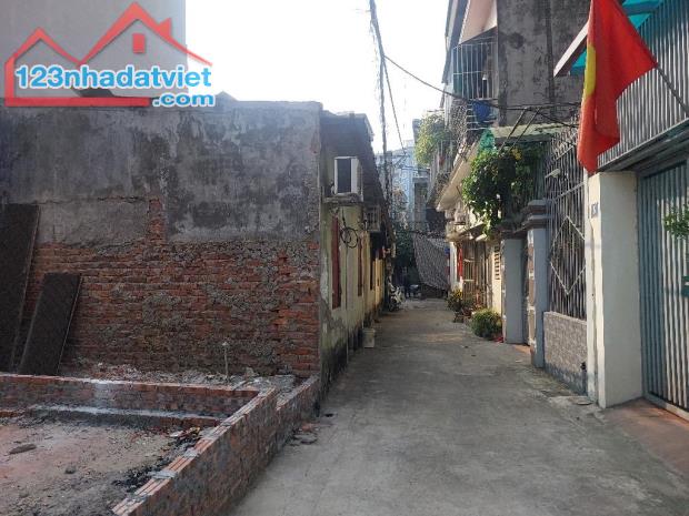 Hiếm … mảnh đất hiếm còn lại khu Lý Sơn 30m2 giá nhỉnh 4 tỷ