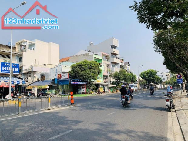 Bán nhà mặt tiền Nguyễn Văn Luông, quận 6, 12.7 tỷ, 4.2x15m, 3 tấm