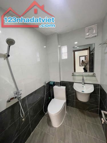 Bán nhà Đẹp Trần Khát Chân, 5T, MT 4m, 5,8 tỷ, Lh: 0984417892. - 1