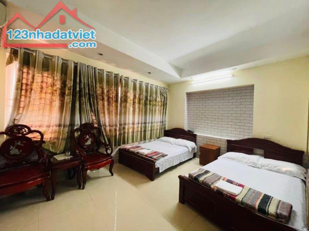 Bán Tòa Nhà Khách Sạn Xã Đàn. Đống Đa. 7 Tầng Thang Máy. DT 80m2. MT 4,6m. Giá 21,9 Tỷ
