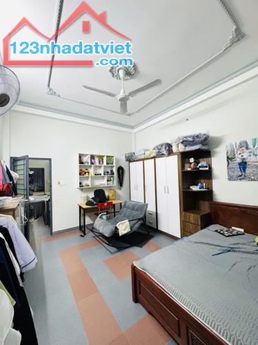 Bán Nhà MT Miếu Bình Đông - gần Ngã tư Bốn Xã - Hòa Bình, 4x22.5m, 4 T -5PN, 9.7tỷ. - 2