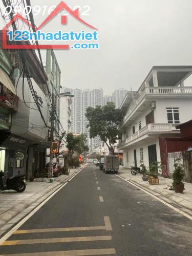 Khách sạn mini tại kênh dương Võ Nguyên Giaps - 1