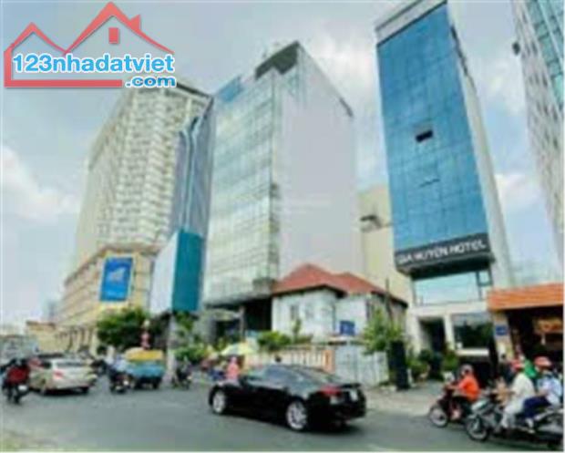 📍Bán Mặt Tiền Tô Hiến Thành Đoạn Đẹp Nhất Kế Sư Vạn Hạnh,4m X𝟮2m 4Tầng, 28 Tỷ TL
