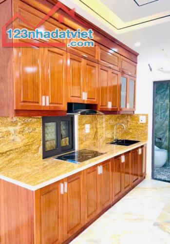 B.ÁN NHÀ CUỐI TRỊNH VĂN BÔ, 47M2X5T, Ô TÔ TRÁNH, VỈA HÈ, THANG MÁY, SÁT HỒ, NHỈNH 10 TỶ