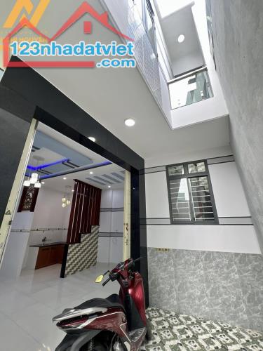 Bán nhà mới 2 tầng hẻm Trần Hưng Đạo, P Đống Đa, Quy Nhơn, Bình Định