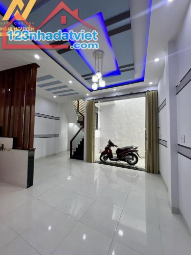 Bán nhà mới 2 tầng hẻm Trần Hưng Đạo, P Đống Đa, Quy Nhơn, Bình Định - 1