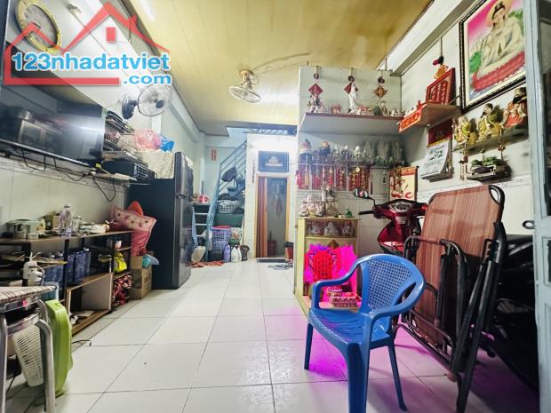 Bán nhà hẻm rộng Lê Đại Hành,P.11,Q.11,dt: 3,5 x 9 nhà xây 2 lầu 3 Tỷ 5. - 3