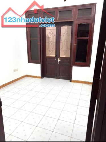 Cho thuê nhà riêng,  ngõ ô tô Phương Mai - Đống Đa 45m x 5T, 6PN4WC giá 25 triệu - 1