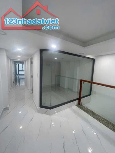 *Bán nhà mặt tiền đường Âu Dương Lân diện tích siêu khủng4.1X36.5m P3 Quận 8-24.8Tỷ TL - 4