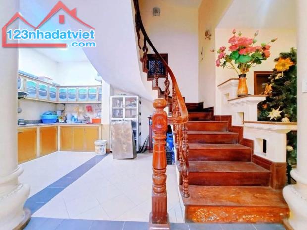 NHÀ DỐC TAM ĐA THỤY KHUÊ TÂY HỒ 68 MÉT - 3