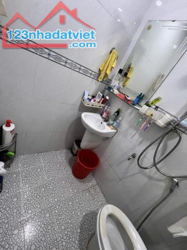 Nhà đường Nguyễn Thị Tú 2 tấm + 2PN + lô góc 2 mặt tiềnkinh doanh tốt, đường 8m. - 2