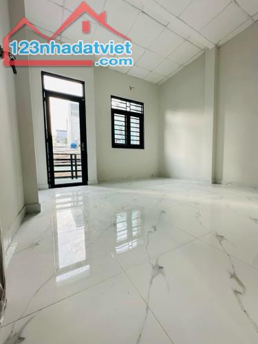 LÊ VĂN QUỚI - BÌNH TÂN - 48M2 - 2 TẦNG BTCT 2PN 2WC - GIÁ CHỈ 4.9 TỶ - 5
