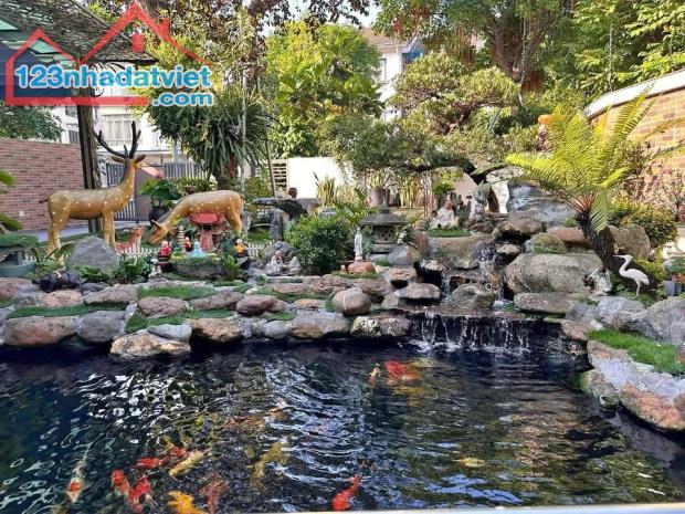 Biệt thự Ngoại Giao Đoàn, lô góc 6 tầng thang máy, ô tô vào nhà, 112m2, MT 7m giá 25 tỷ - 1