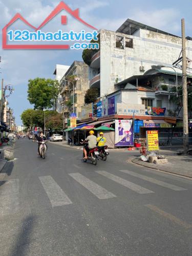 Giảm giá sốc! Bán nhanh tòa nhà góc 2 mặt tiền Đường Hòa Hưng, P 12, Quận 10. DT: 15 x 10 - 1