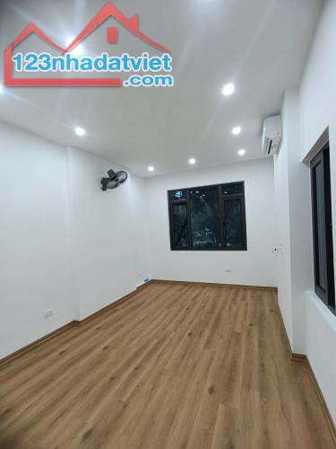 PHỐ TÂY SƠN 7,4 Tỷ 25m2 Nhà 4 Tầng Mặt Tiền 3.42m Ô TÔ ĐỖ CỬA, MẶT NGÕ THÔNG THOÁNG. - 2