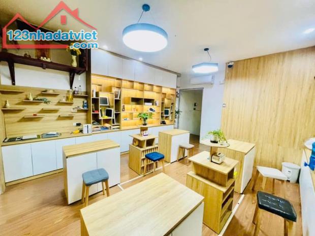 Cho thuê lại 1 phần không gian Show room 286 Thái Hà Đống Đa – Hà Nội - 1