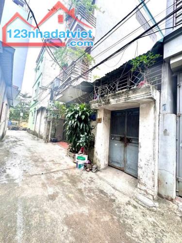 CHÍNH CHỦ BÁN NHÀ - 60M² - MẶT TIỀN 3.5M - 6.9 TỶ - THANH AM -LONG BIÊN - 2