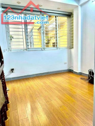 NGÕ THÁI HÀ 4 Tỷ 12m2 Nhà 5 Tầng Mặt Tiền 3.5m. Đường Trước Nhà Rộng Hơn 5m. - 5