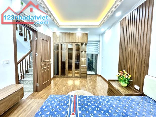 Nhà đẹp Cầu Giấy 6 tầng, mt 4m kd, ô tô, 2 thoáng, full nội thất, sổ vuông đẹp 7 tỷ hơn. - 2