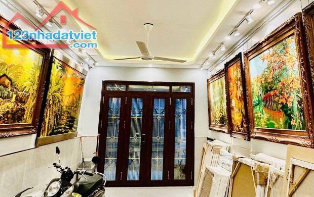 NHÀ ĐẸP KIM GIANG ĐẠI KIM HM 55M 6 TẦNG THANG MÁY VỊ TRÍ VÀNG Ở SƯỚNG 12.8 TỶ - 3