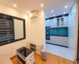 Tập thể phố Chùa Bộc, Đống Đa, 3 ngủ full nội thất, ô tô đỗ cầu thang, 10m ra mặt phố