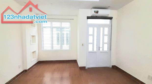 Bán nhà Thiên Lôi, Vĩnh Niệm, Lê Chân, Hải Phòng. 3 tầng, 48m2, 3,25 tỷ. Ngang 3,2m, đường