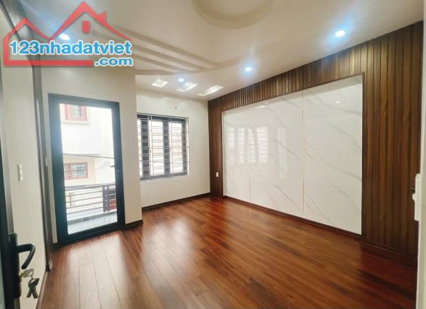 Bán nhà Trung Hành, Đằng Lâm, Hải An, Hải Phòng. 3,5 tầng, 50m2, 3,85 tỷ. Ngang 3,9m, d1 - 1